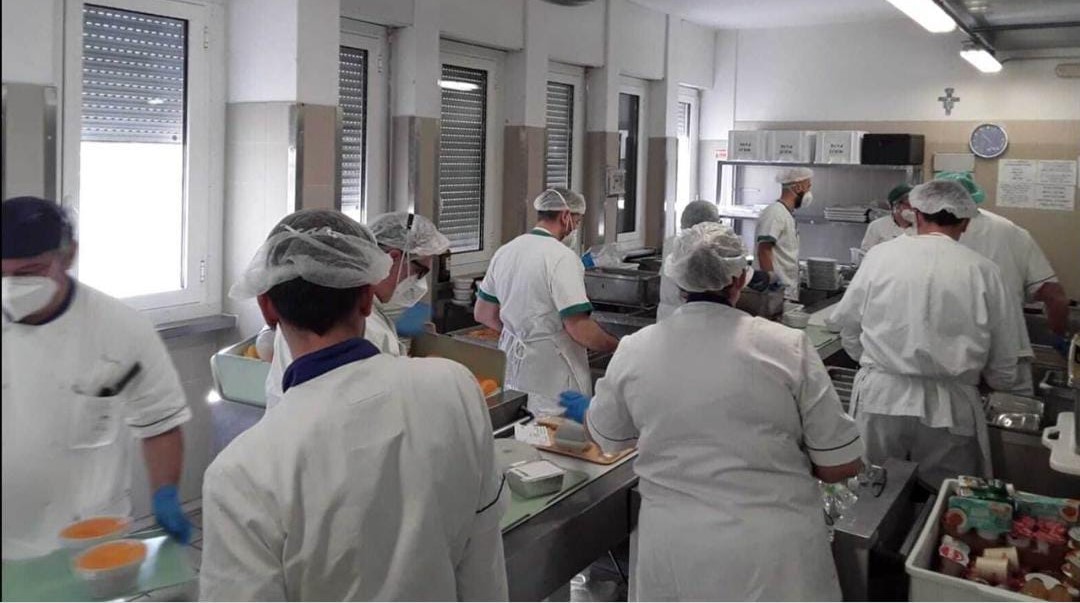 Medicina & Cure - Progetto "Integrazione e valorizzazione della nutrizione clinica nei percorsi di cura" dell'Azienda Ospedaliera di Perugia